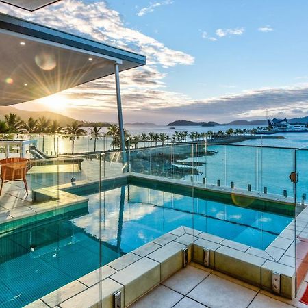 Pavillions Penthouse 25 - Luxury Waterfront Apartment With Private Roof Top Pool And Buggy Hamilton Island Exterior foto