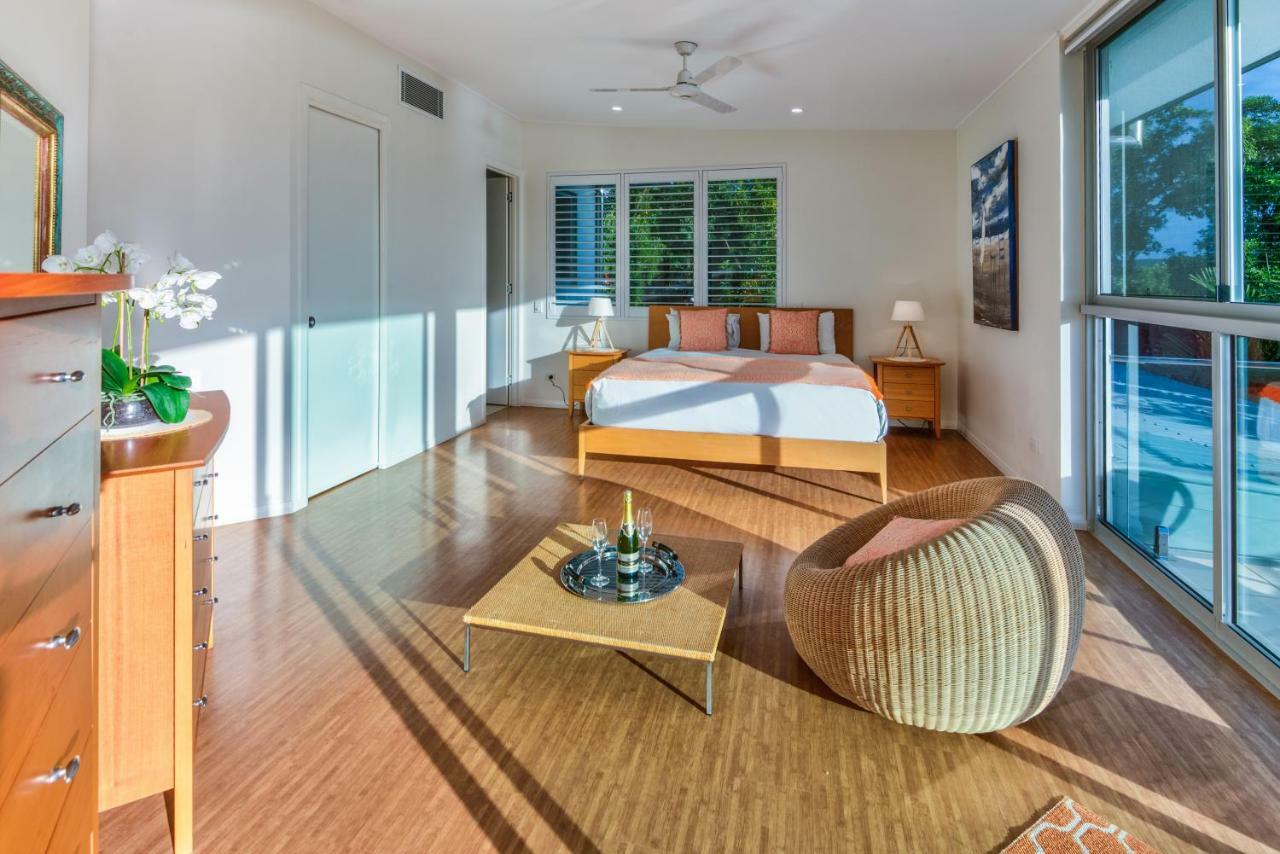 Pavillions Penthouse 25 - Luxury Waterfront Apartment With Private Roof Top Pool And Buggy Hamilton Island Exterior foto