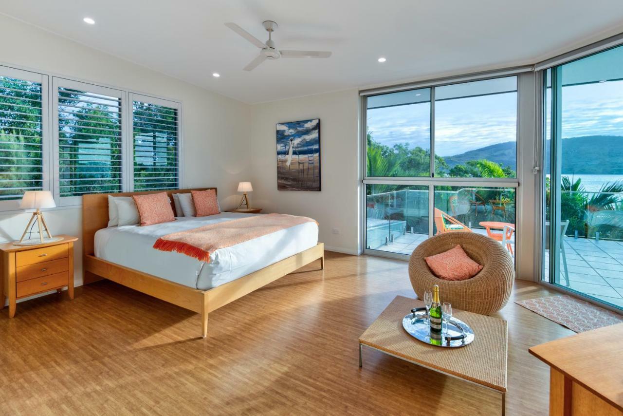 Pavillions Penthouse 25 - Luxury Waterfront Apartment With Private Roof Top Pool And Buggy Hamilton Island Exterior foto