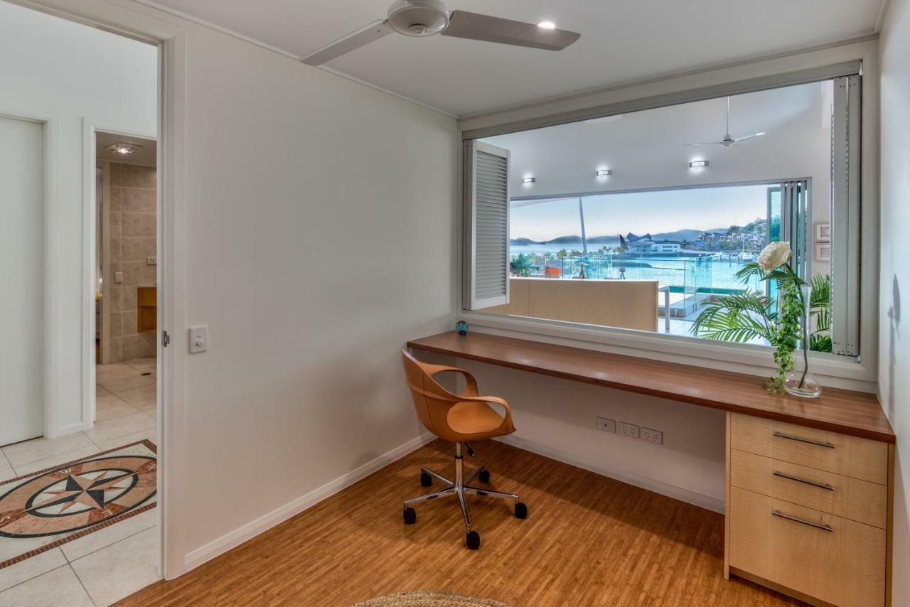Pavillions Penthouse 25 - Luxury Waterfront Apartment With Private Roof Top Pool And Buggy Hamilton Island Exterior foto